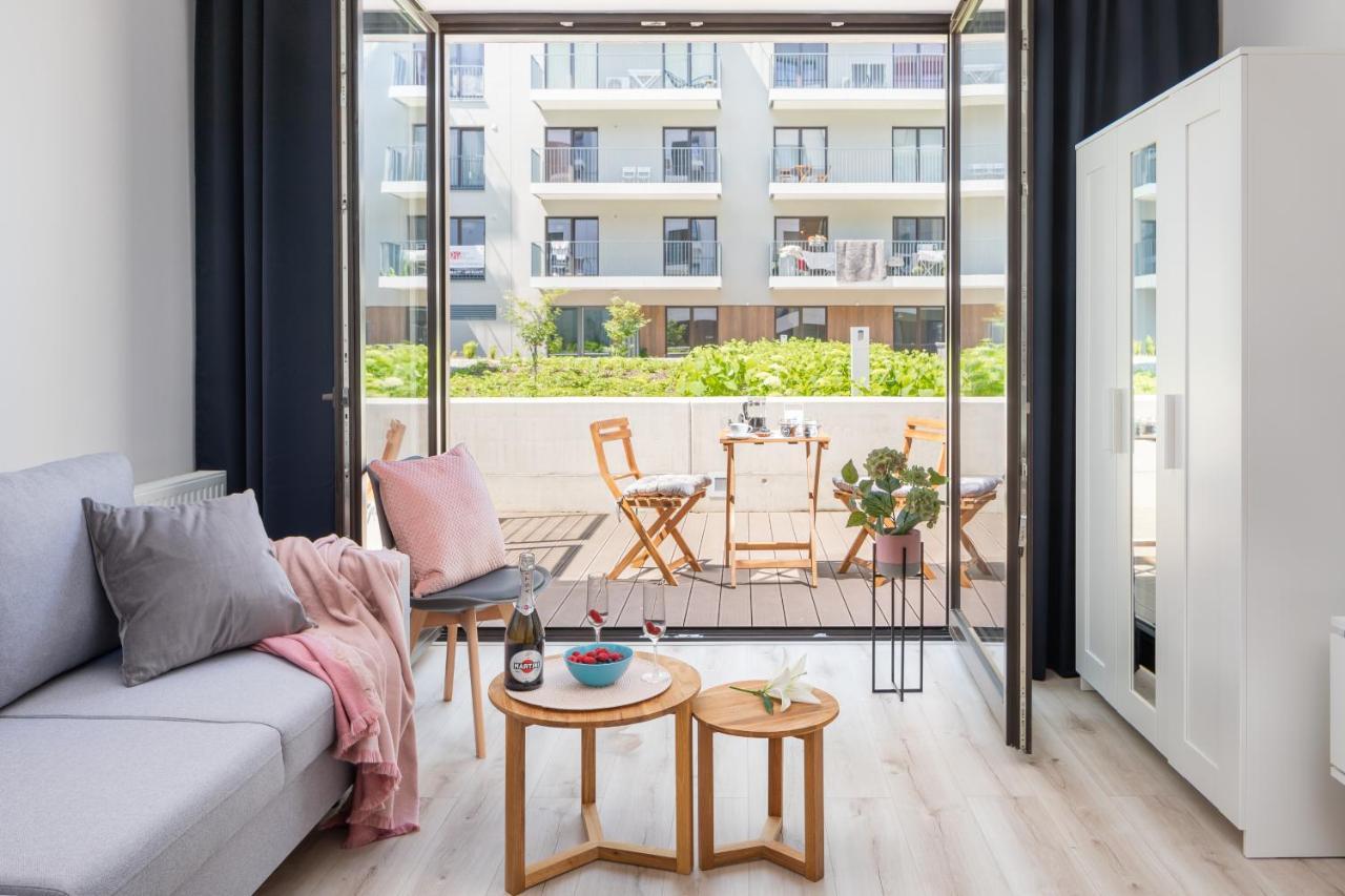 Rent Like Home - River City Apartments Вроцлав Экстерьер фото